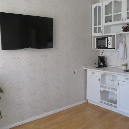 Private Yani Popov Homestay *