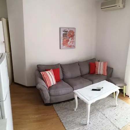 בית אירוח Private Yani Popov